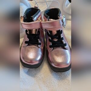 Kids Metallic Pink Boots with Strap